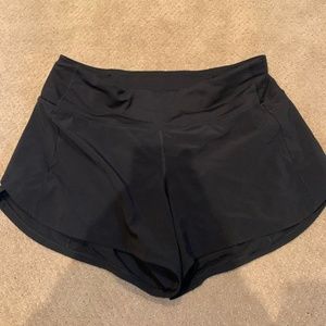 Lululemon Speed Up Mid-Rise Short 4" Size 10 Tall